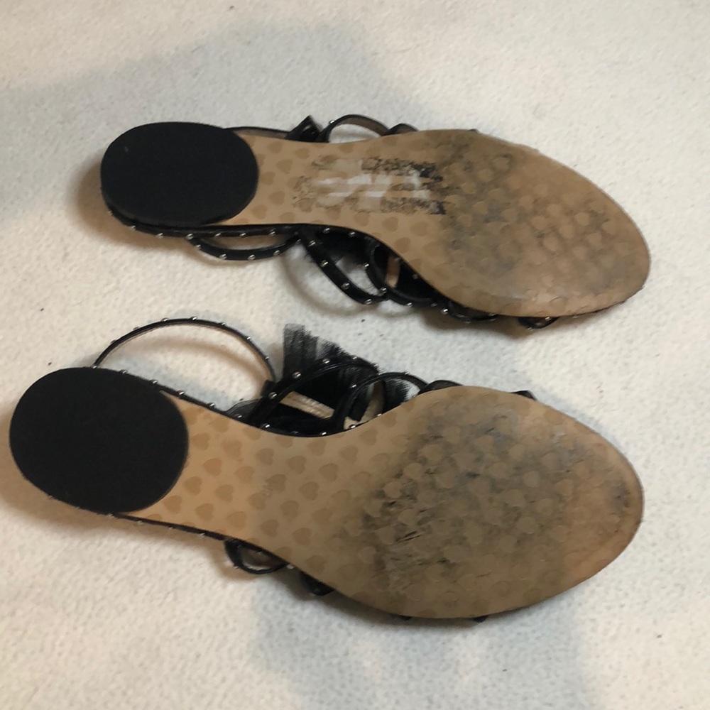 Shoes - Picture 4 of 6